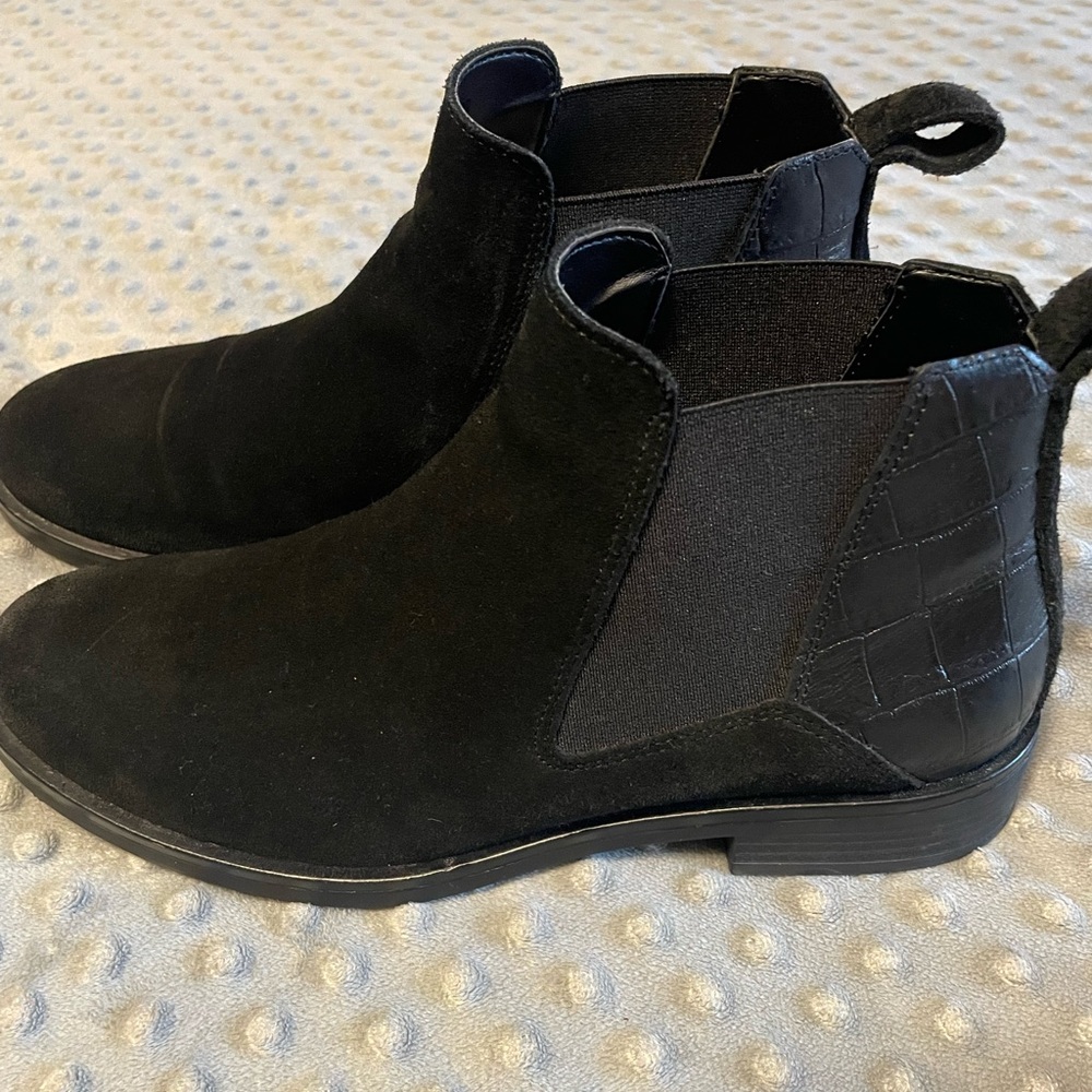 Clark’s booties